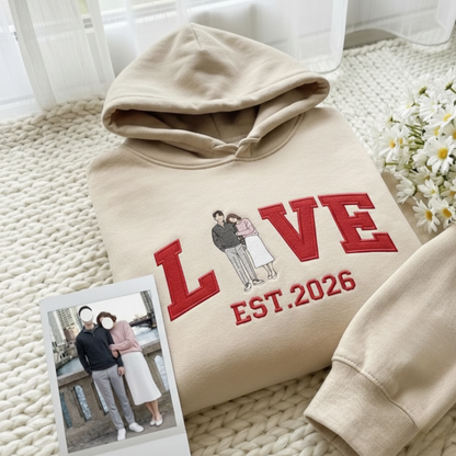 Aşka Dair Her Şey – EST. (İlişki Başlangıç Yılınız) Kişiye Özel Çift Nakışı