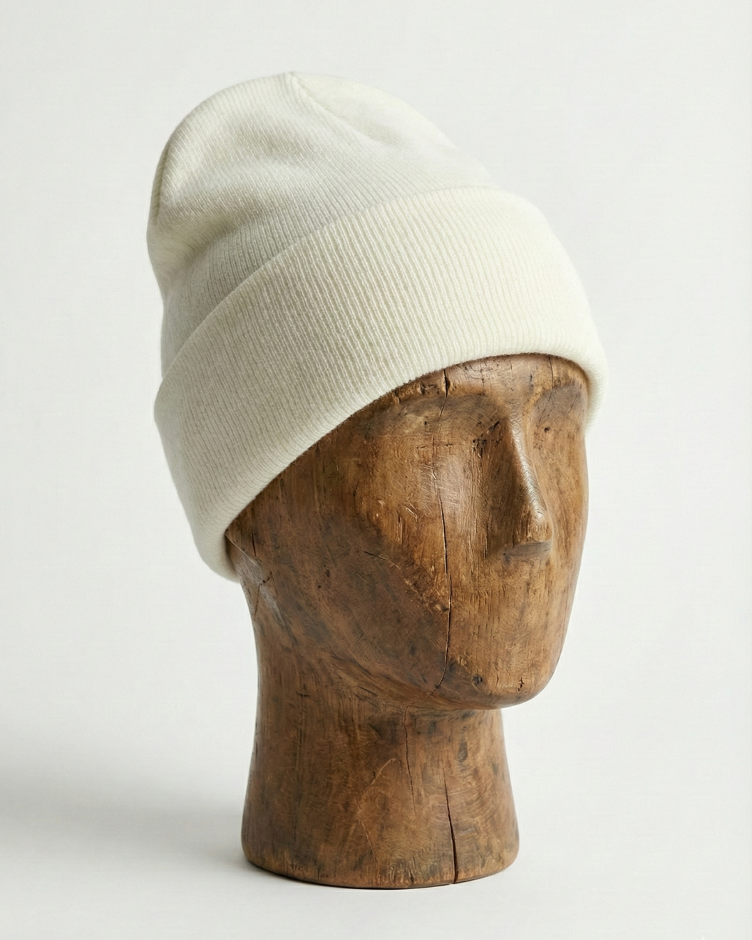 Kişiye Özel Evcil Hayvan Nakışlı Bere – Fotoğrafınızdan Özel Tasarım Kışlık Bere