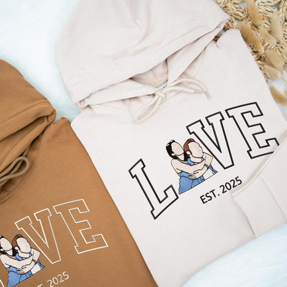 Aşka Dair Her Şey – EST. (İlişki Başlangıç Yılınız) Kişiye Özel Çift Nakışı